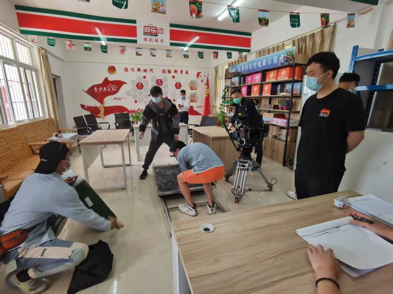 追星女孩心理学分析报告：江孜县广告片拍摄公司揭秘饭圈应援式传播逻辑